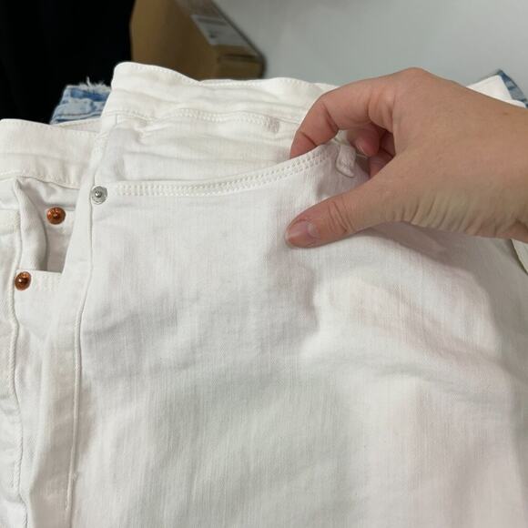 $268 FRAME White Raw Edge Le Easy Flare Jeans Denim 32 - Picture 9 of 9